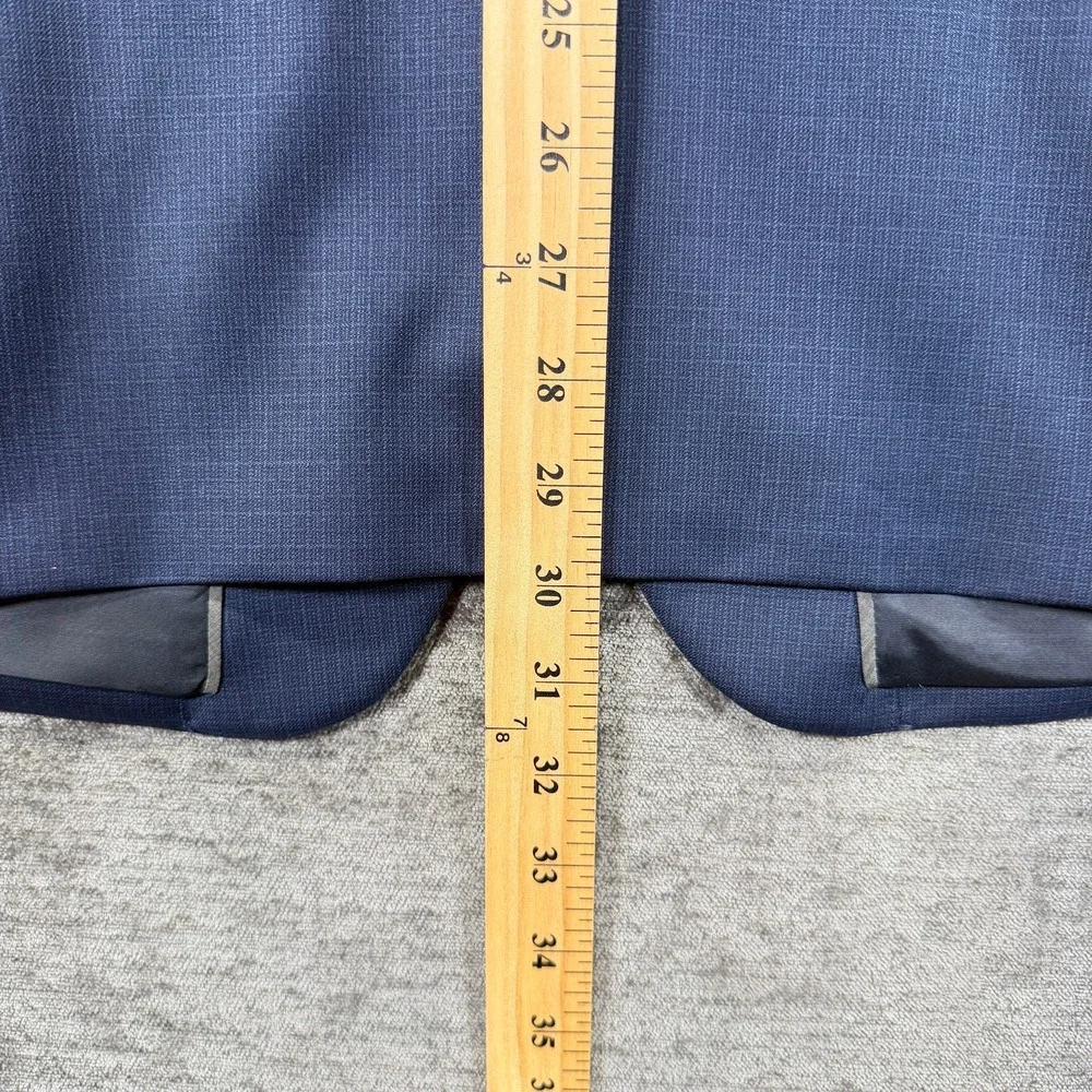 Jos A Bank TravelTech Blazer Men's 44R Blue Slim Fit Wool Mositure Wicking